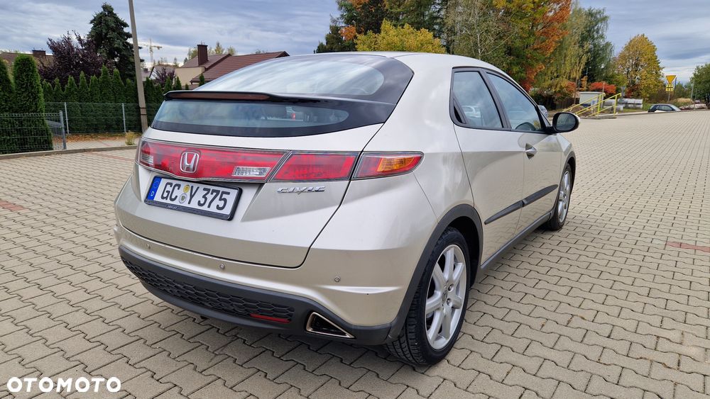 Honda Civic 1.8i-VTEC Automatik Sport - 10