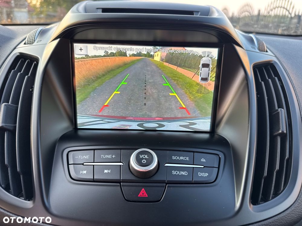 Ford Kuga 1.5 EcoBoost 2x4 ST-Line - 40