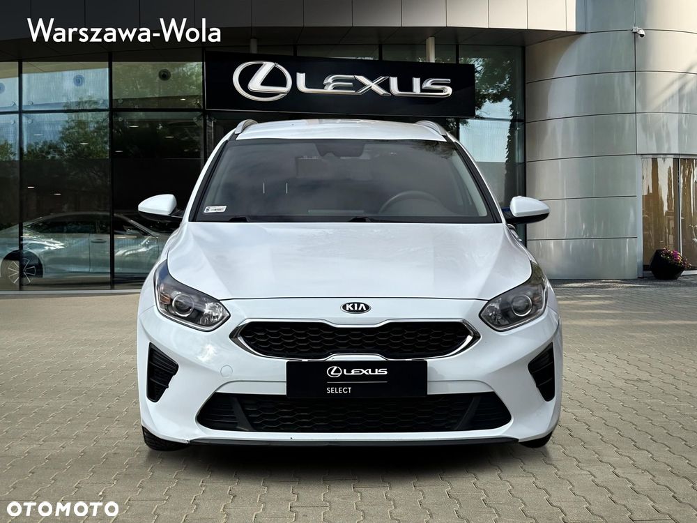 Kia Ceed - 8