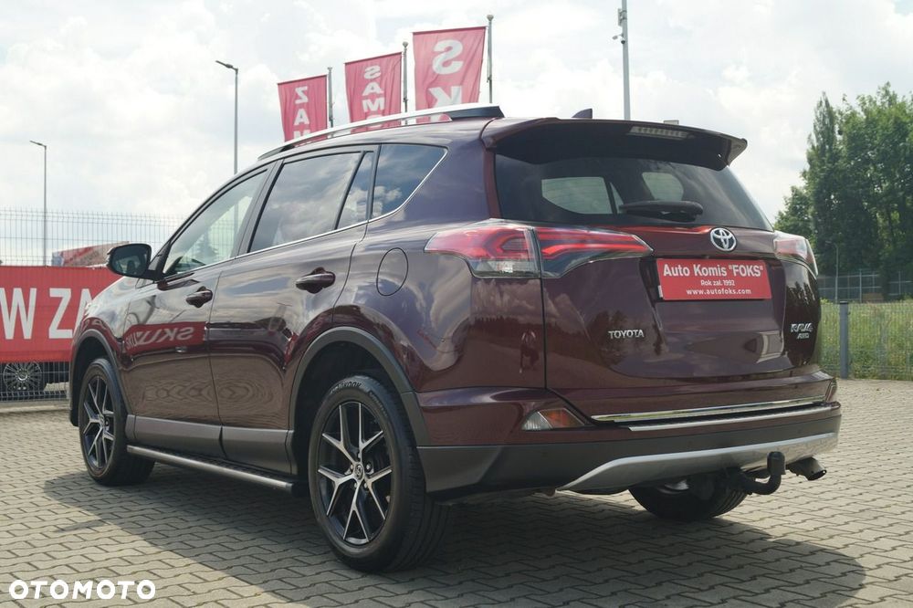 Toyota RAV4 - 6