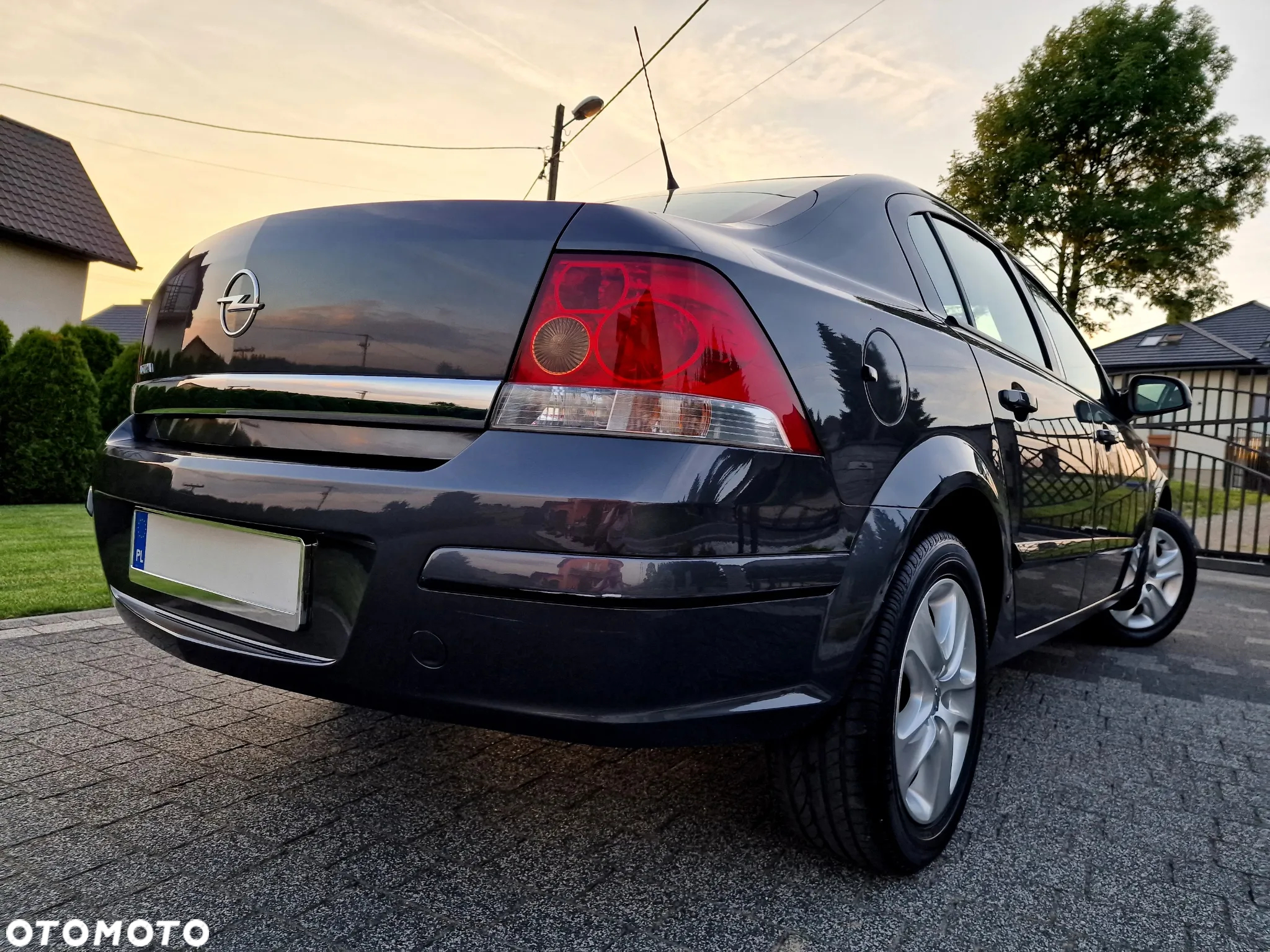 Opel Astra III 1.6 Enjoy - 11