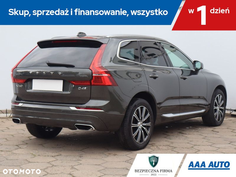 Volvo XC 60 - 6
