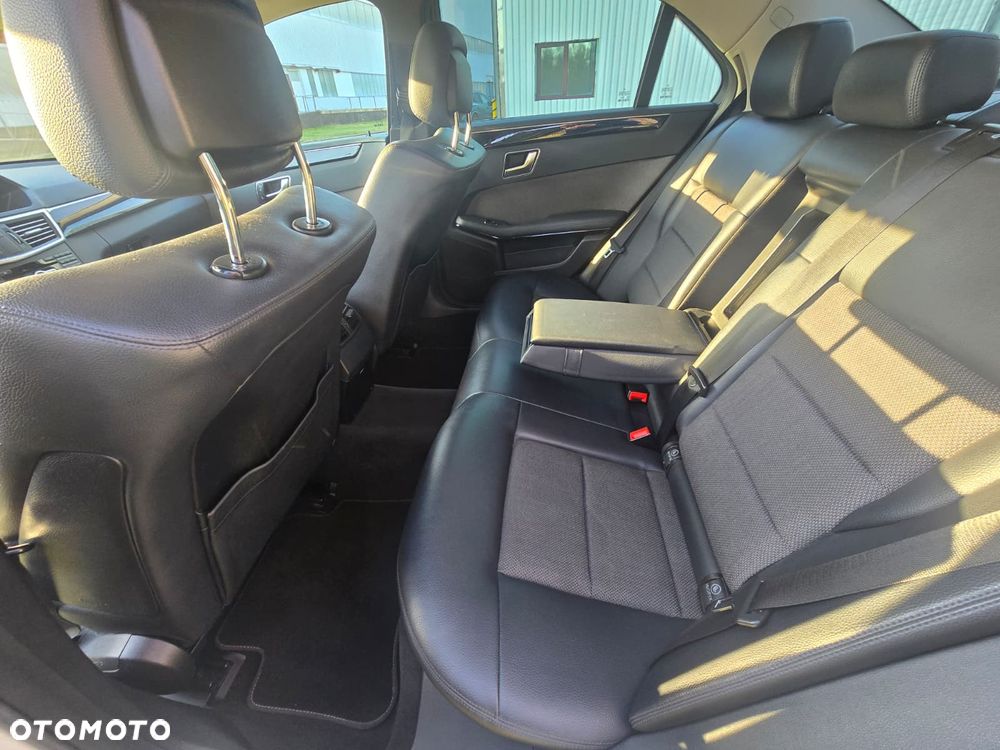 Mercedes-Benz Klasa E 200 BlueTEC 7G-TRONIC Avantgarde - 9