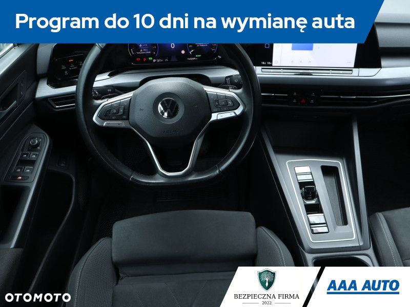 Volkswagen Golf - 9
