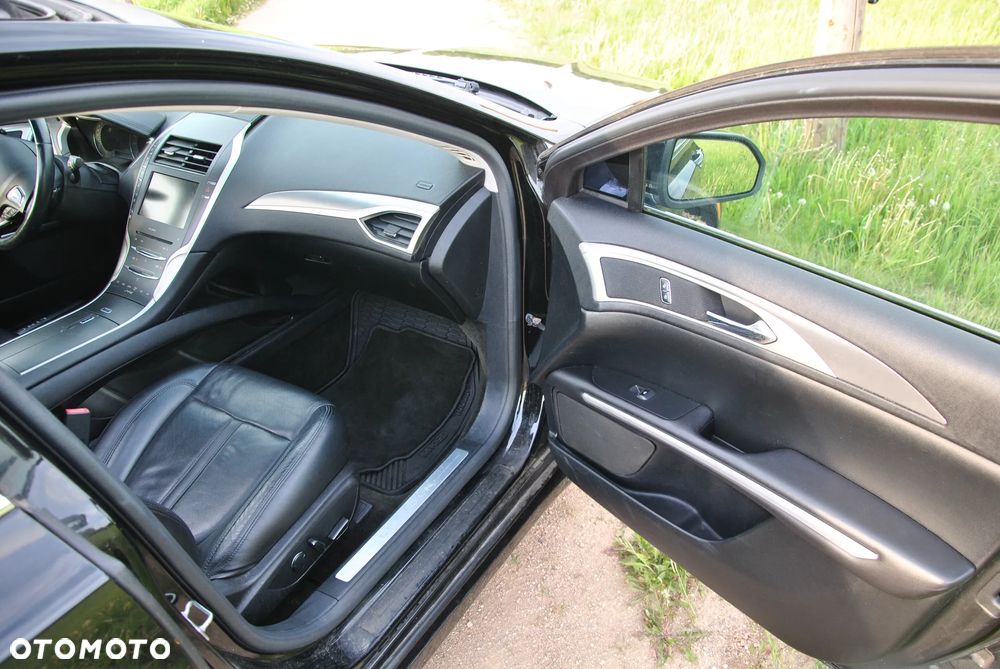 Lincoln MKZ - 13
