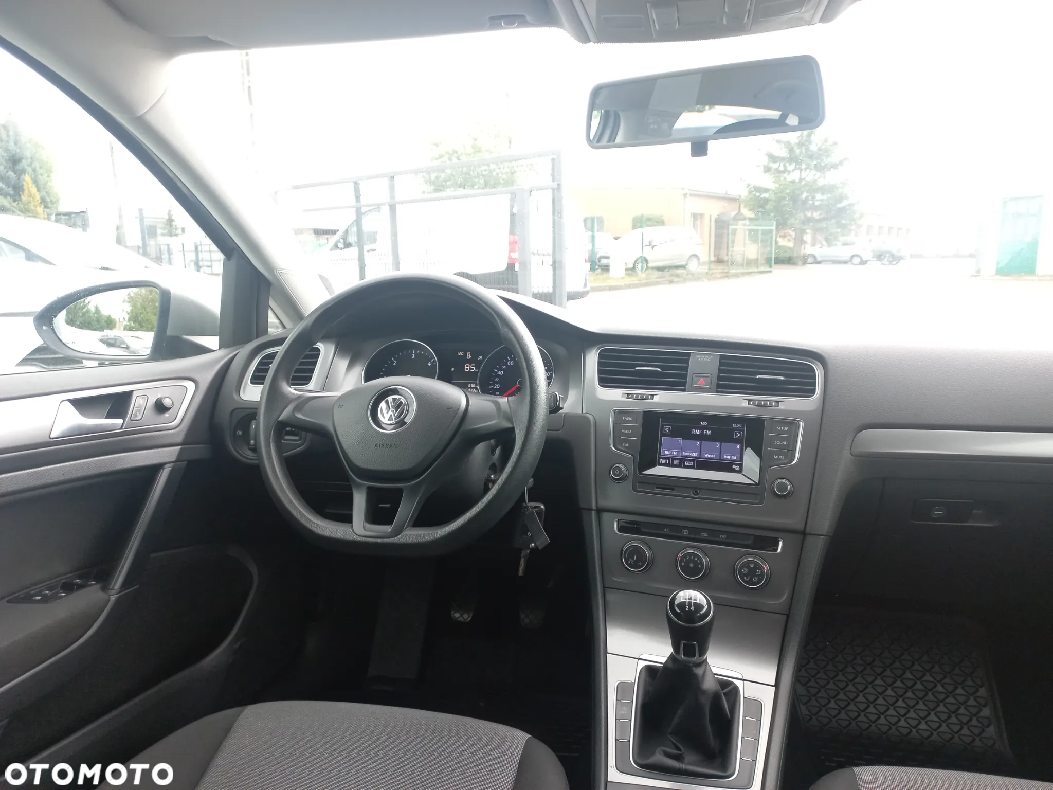 Volkswagen Golf 1.6 TDI BlueMotion Technology Trendline - 6