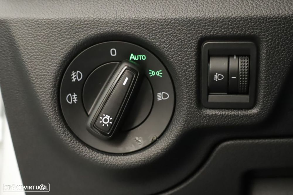 Skoda Kamiq 1.0 TSI Selection DSG - 18