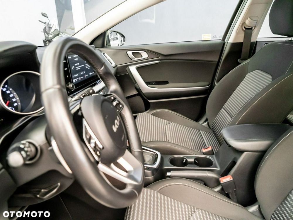 Kia Ceed 1.5 T-GDI M DCT - 21