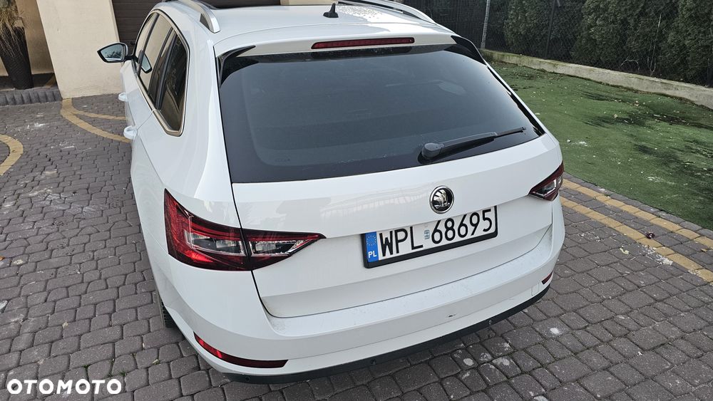Skoda Superb 2.0 TDI L&K DSG - 4