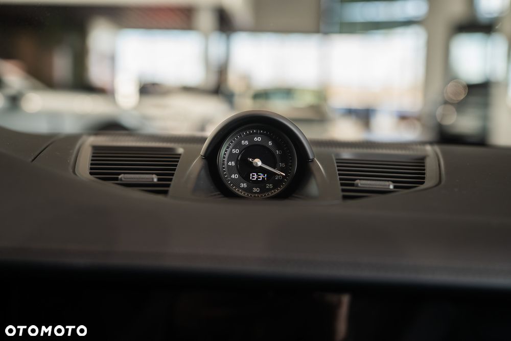 Porsche Panamera 4 - 25