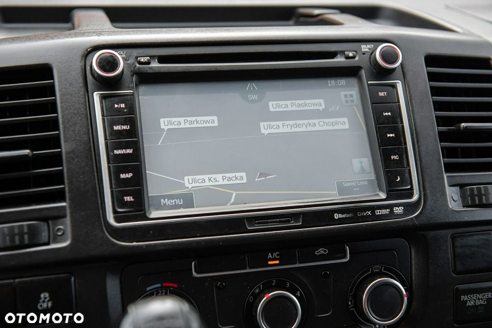 Volkswagen Transporter - 16