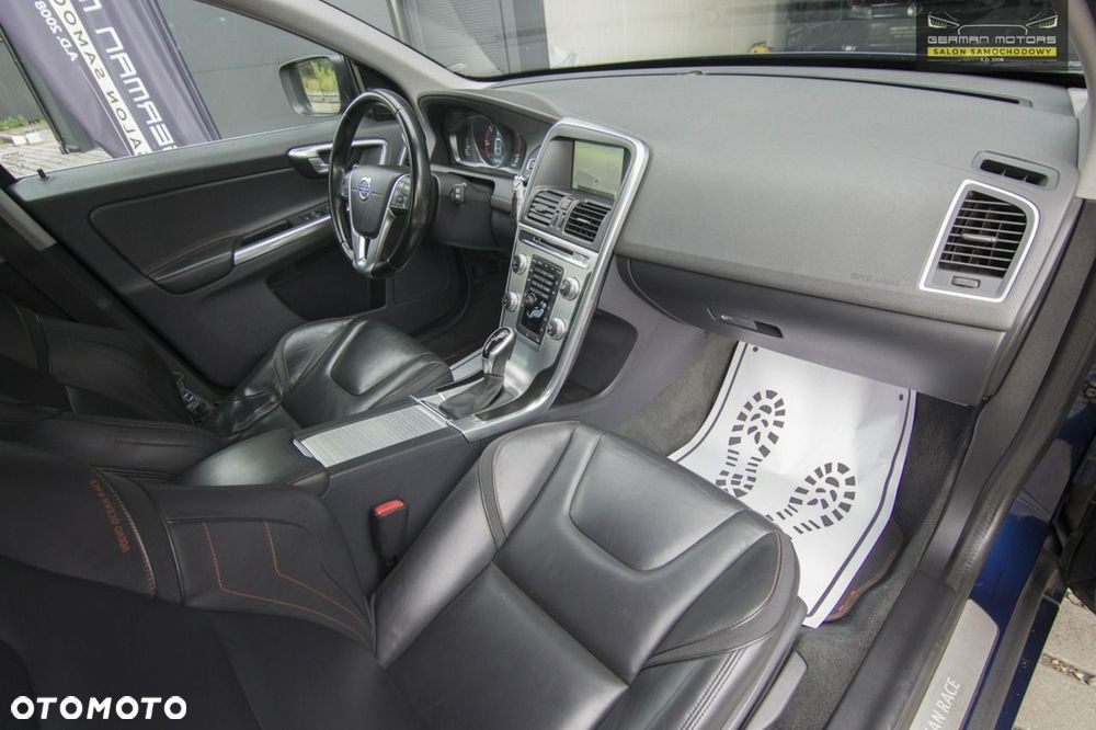 Volvo XC 60 D4 Geartronic Ocean Race - 34