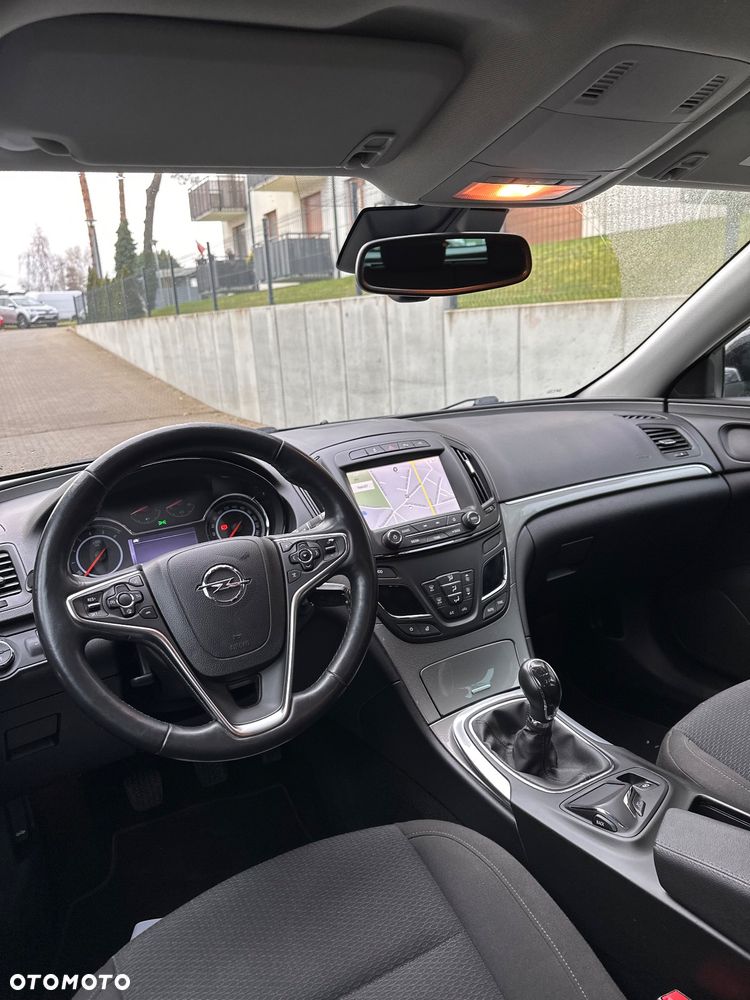 Opel Insignia - 12