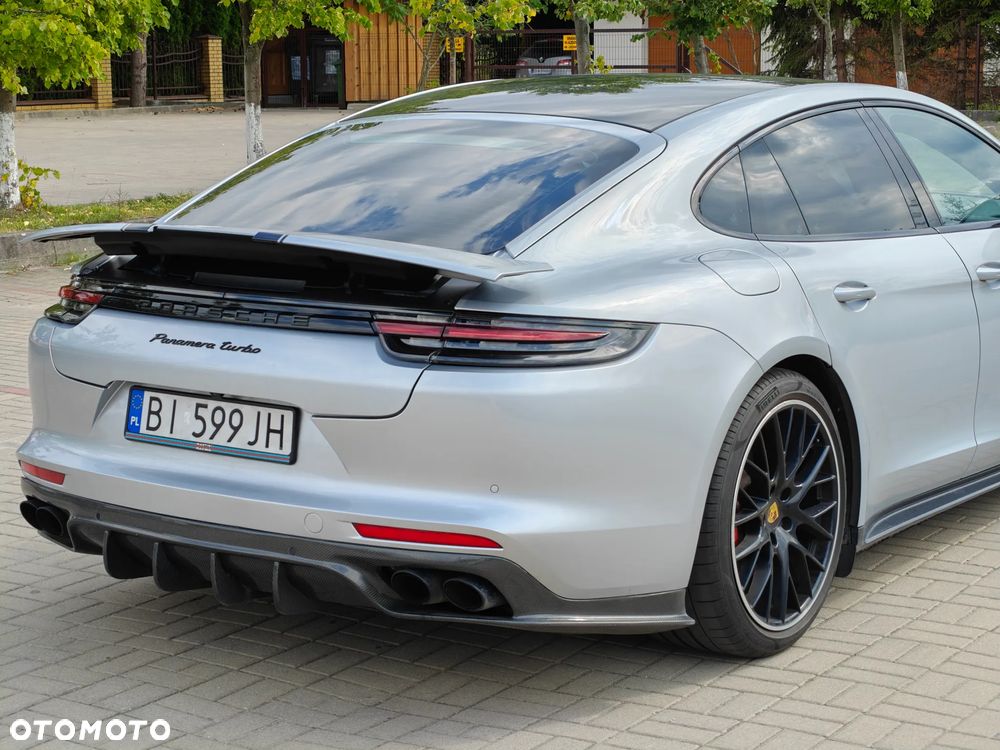 Porsche Panamera - 3
