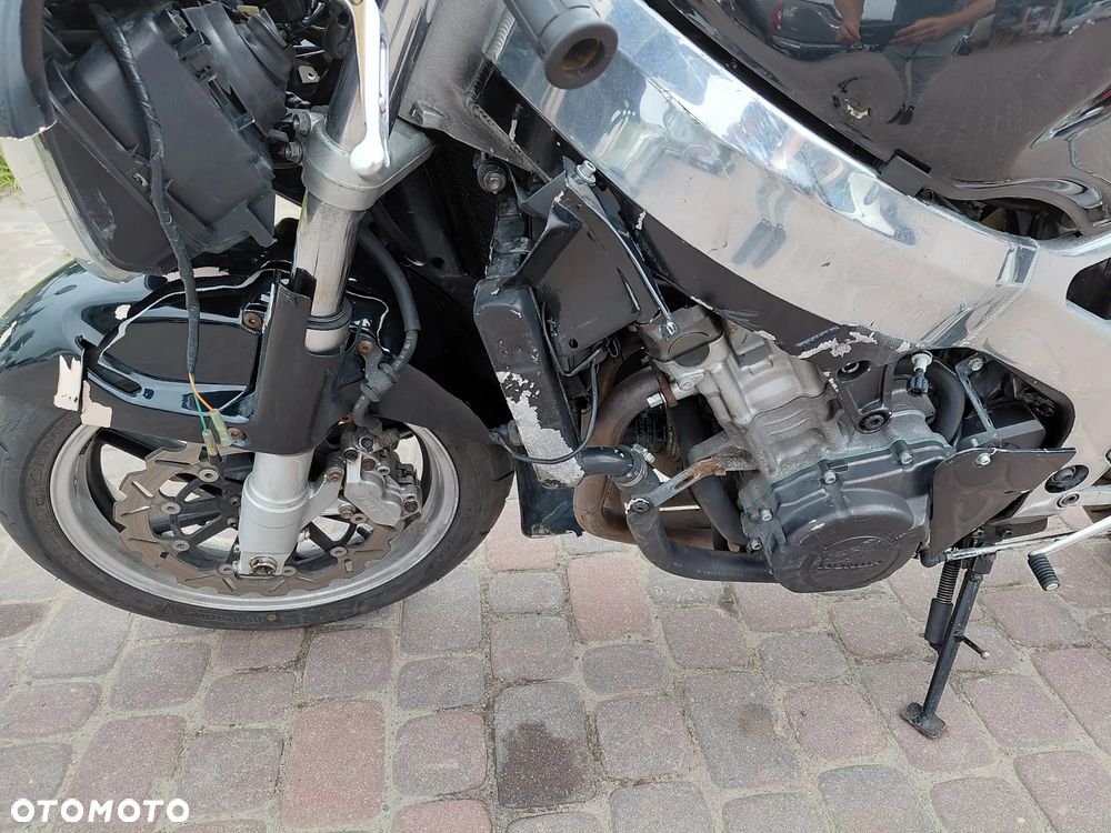 Honda CBR - 11