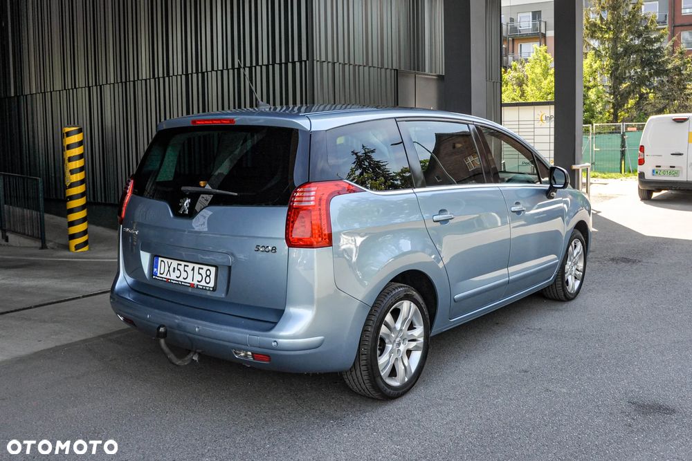 Peugeot 5008 - 4