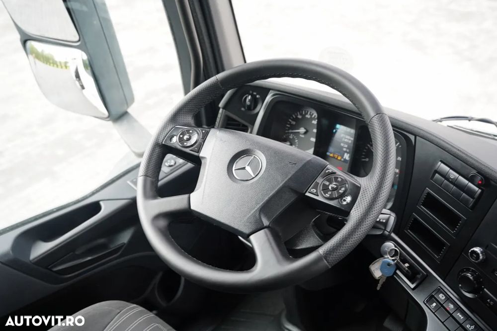 Mercedes-Benz AROCS 2533/ 6X2 / REMORCA AUTO + HIAB 188 B-2 HGV / COMANDE HIDRAULICE / TROLIU / PUNȚĂ RIDICATĂ - 34