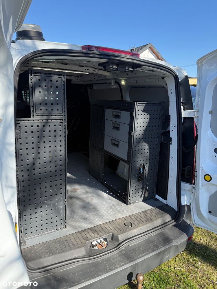 Ford Transit Connect - 9