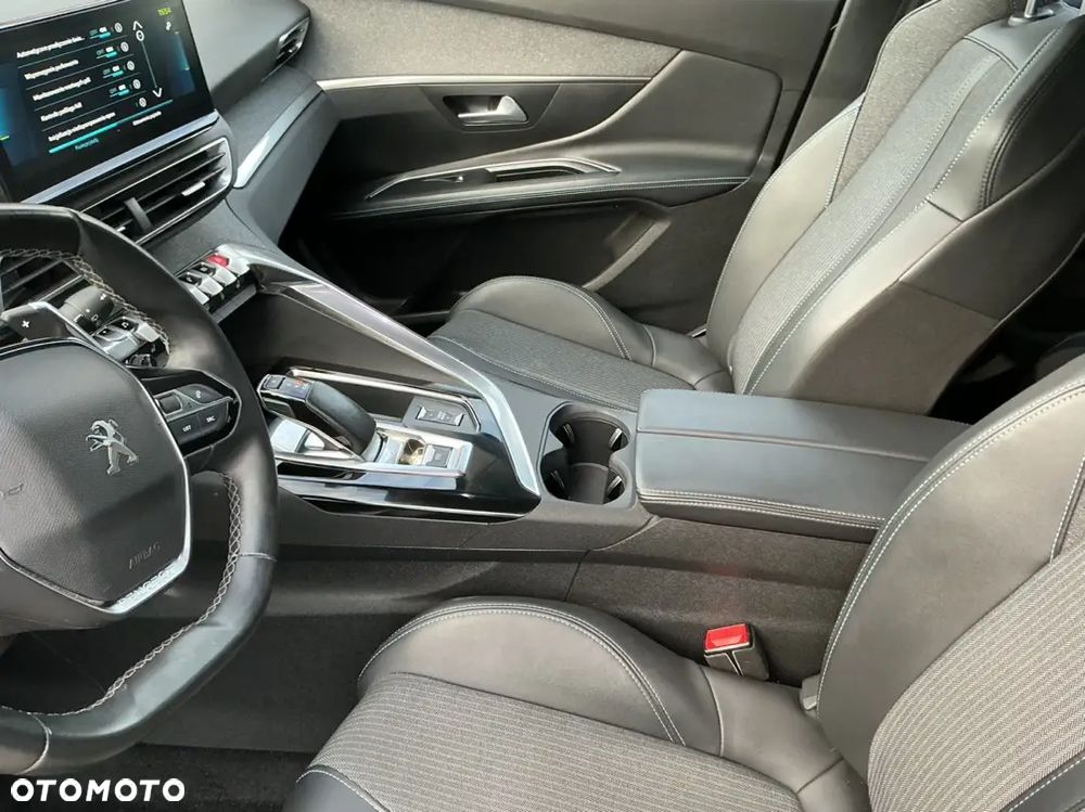 Peugeot 3008 1.6 PureTech Hybrid PHEV Allure Pack S&S EAT8 - 8