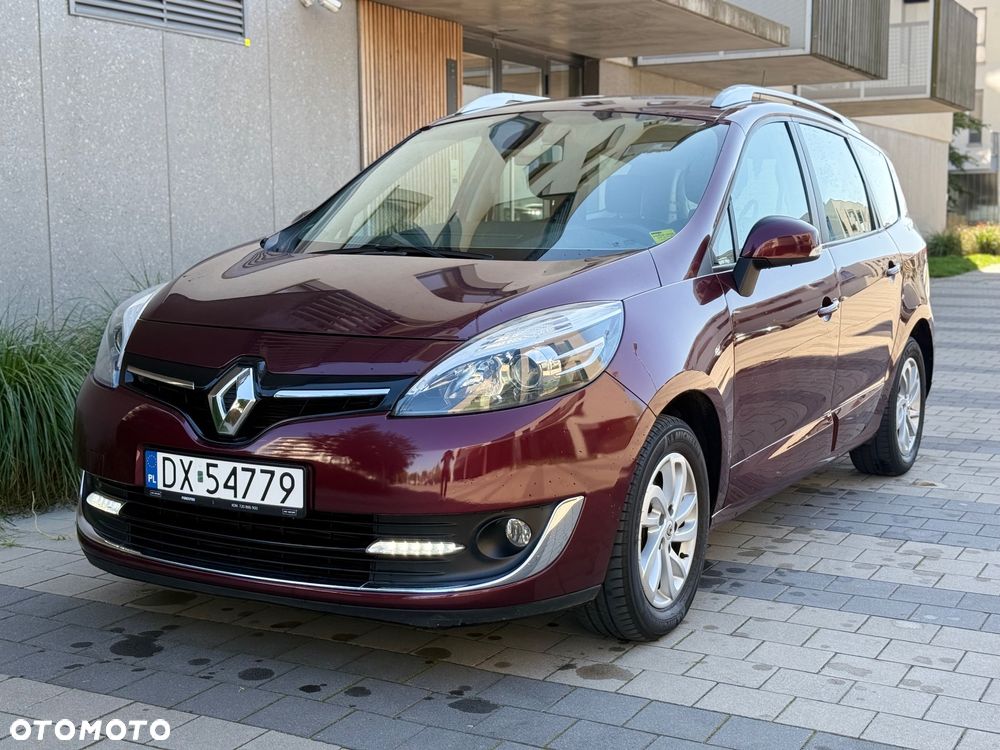 Renault Grand Scenic - 16