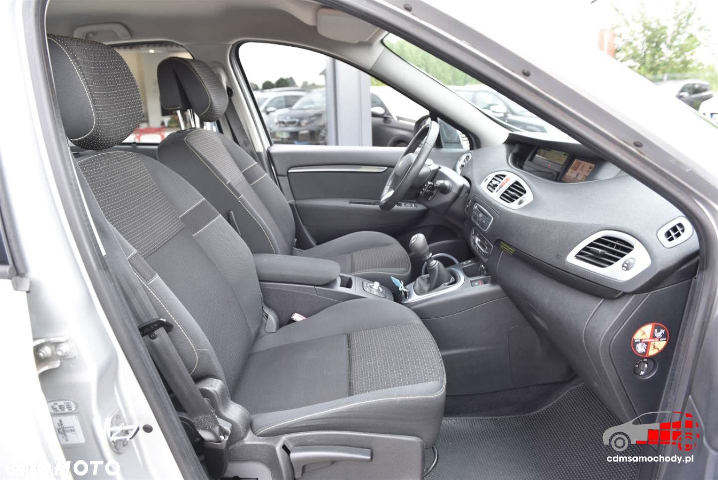 Renault Scenic - 17