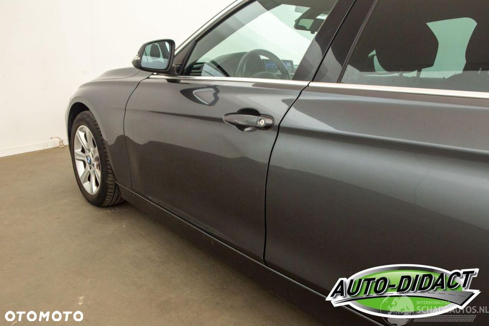BMW Seria 3 - 19