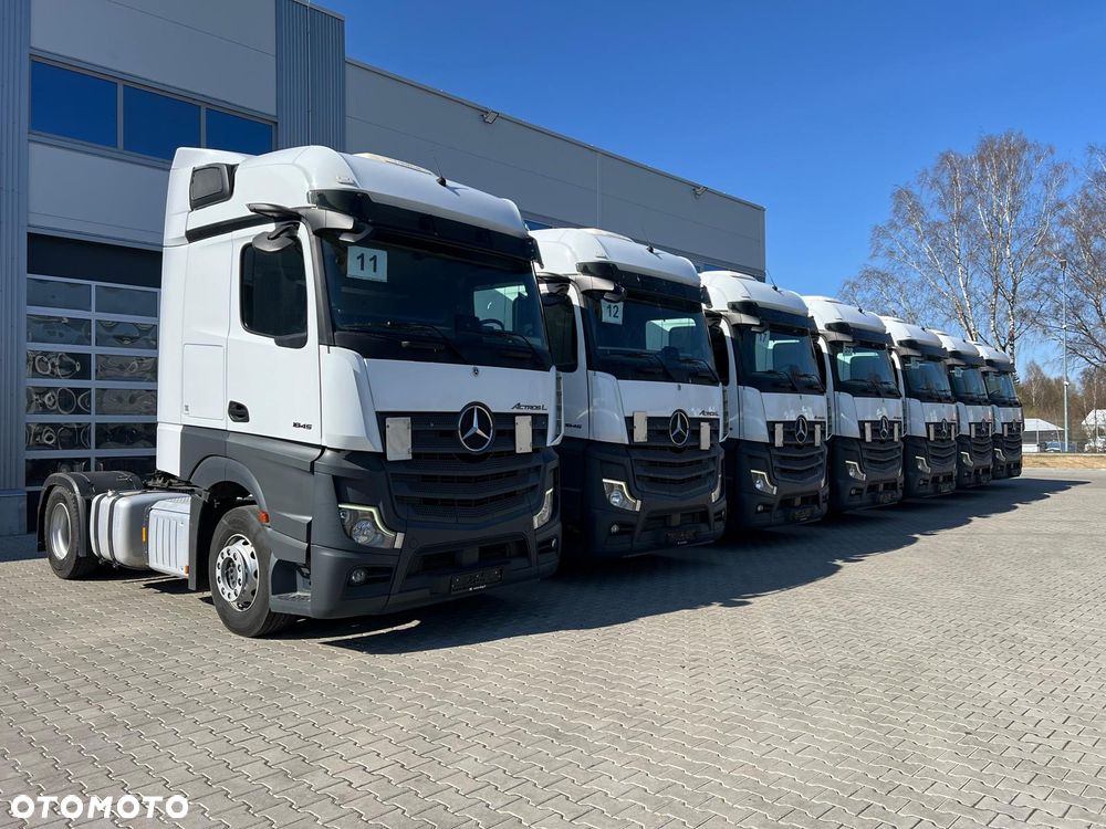 Mercedes-Benz 1845 L - 2