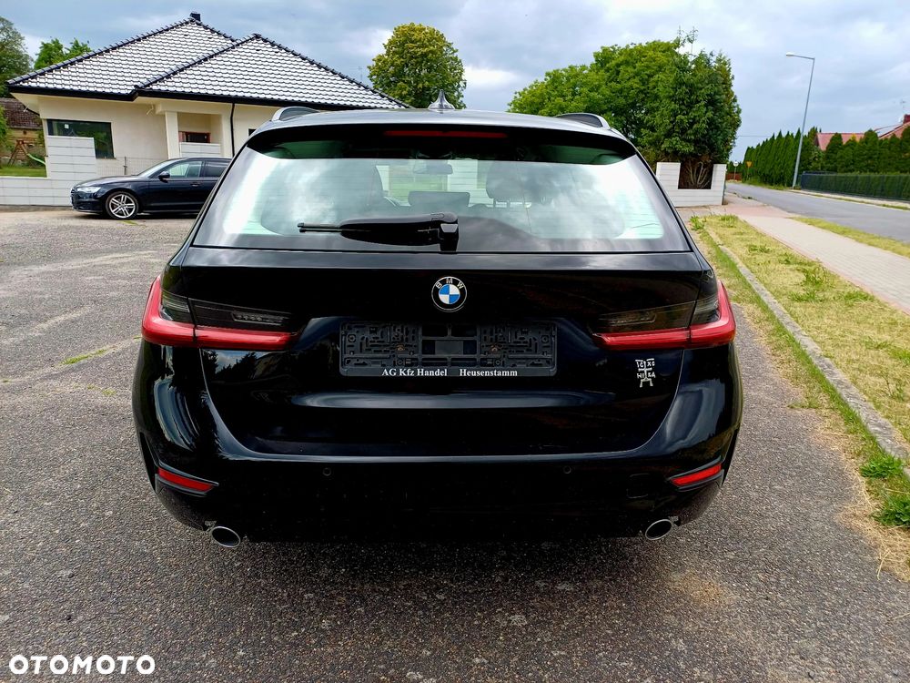 BMW Seria 3 318d Edition Luxury Line Purity - 5