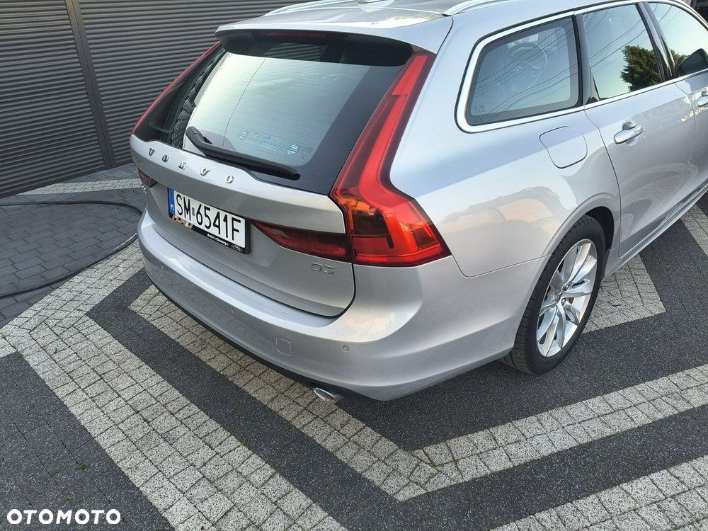 Volvo V90 D3 Momentum - 38