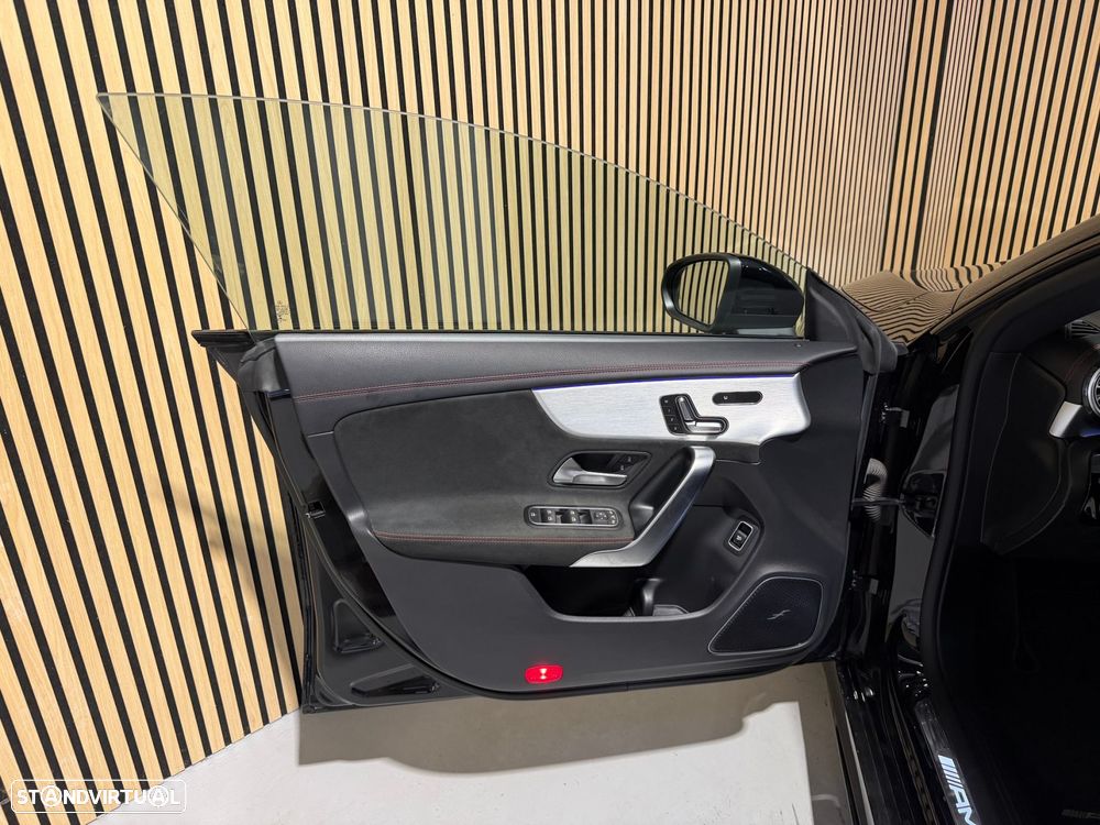 Mercedes-Benz CLA 35 AMG 4Matic — fotografia 35