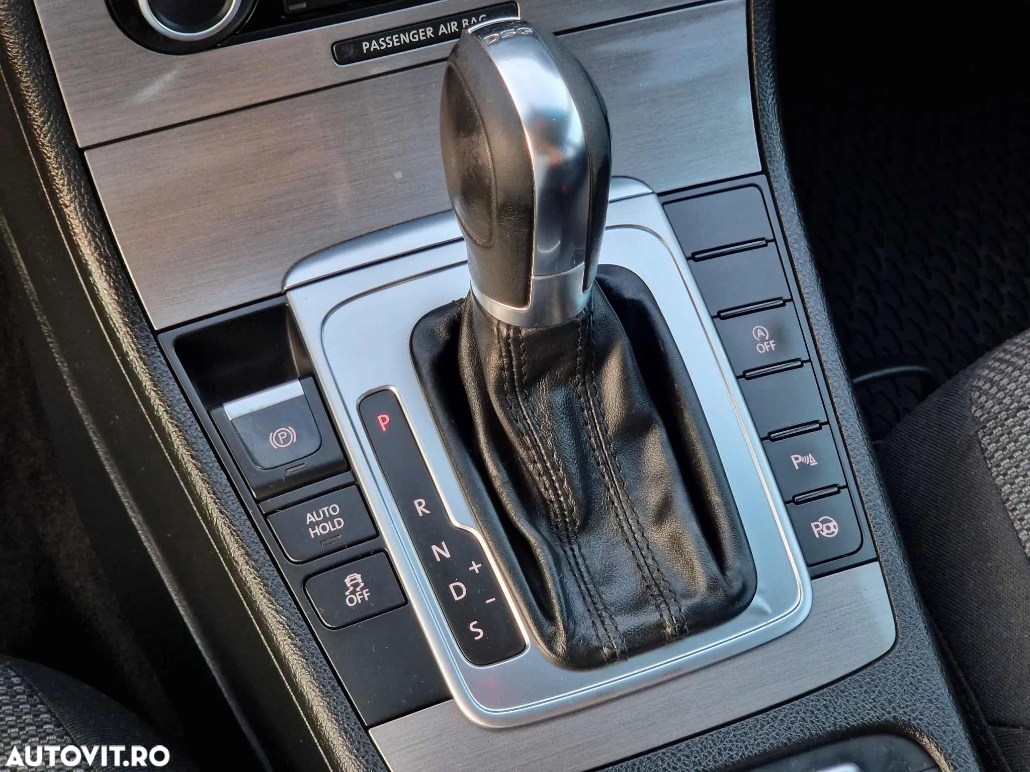 Volkswagen Passat - 17