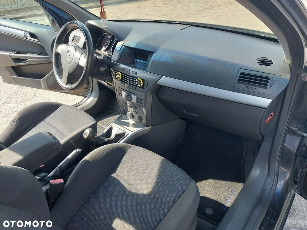 Opel Astra - 14