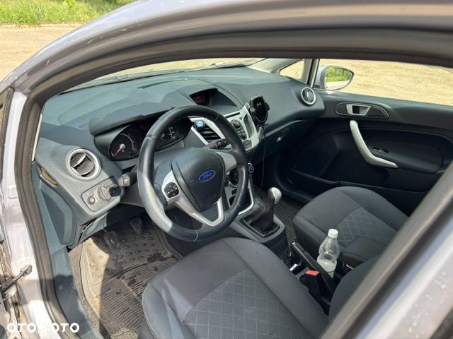 Ford Fiesta - 5