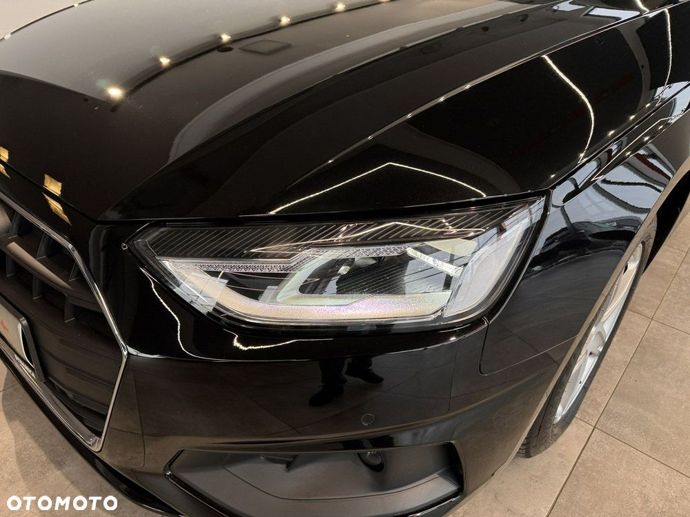 Audi A4 Limousine - 10