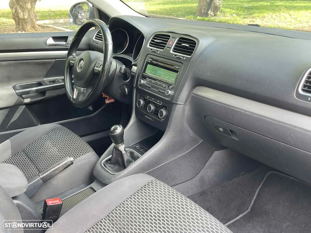 VW Golf Variant 1.6 TDi Highline - 15