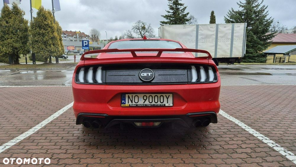 Ford Mustang - 7