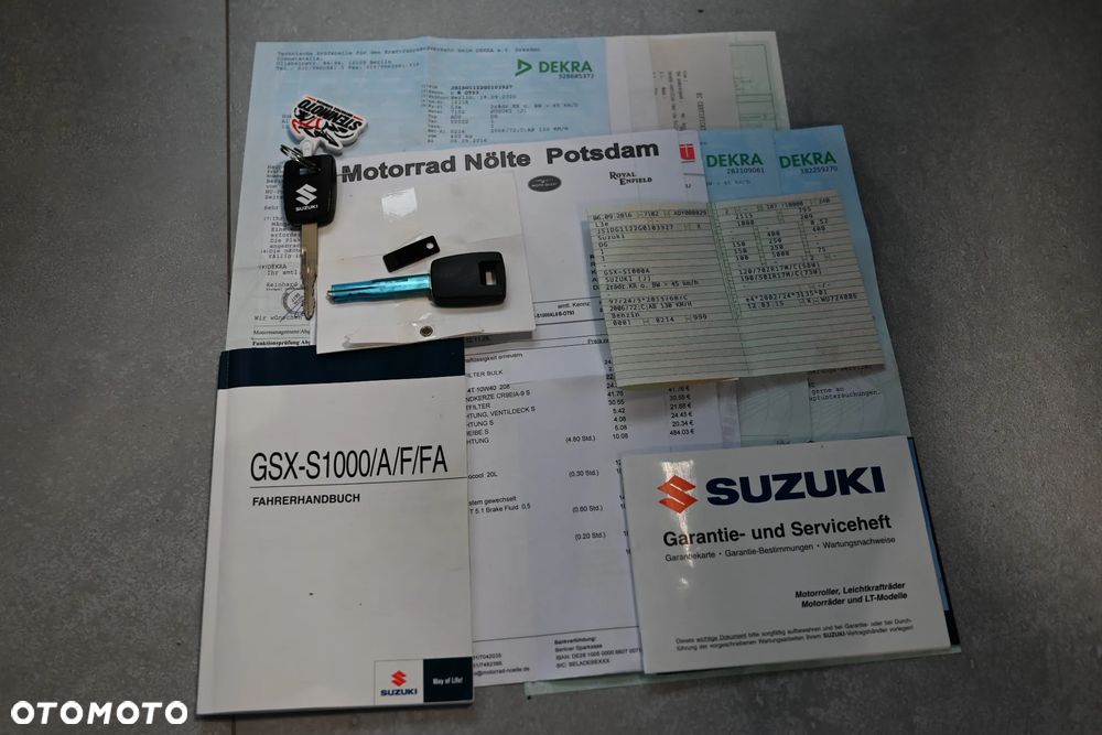 Suzuki GSX 1000 - 37