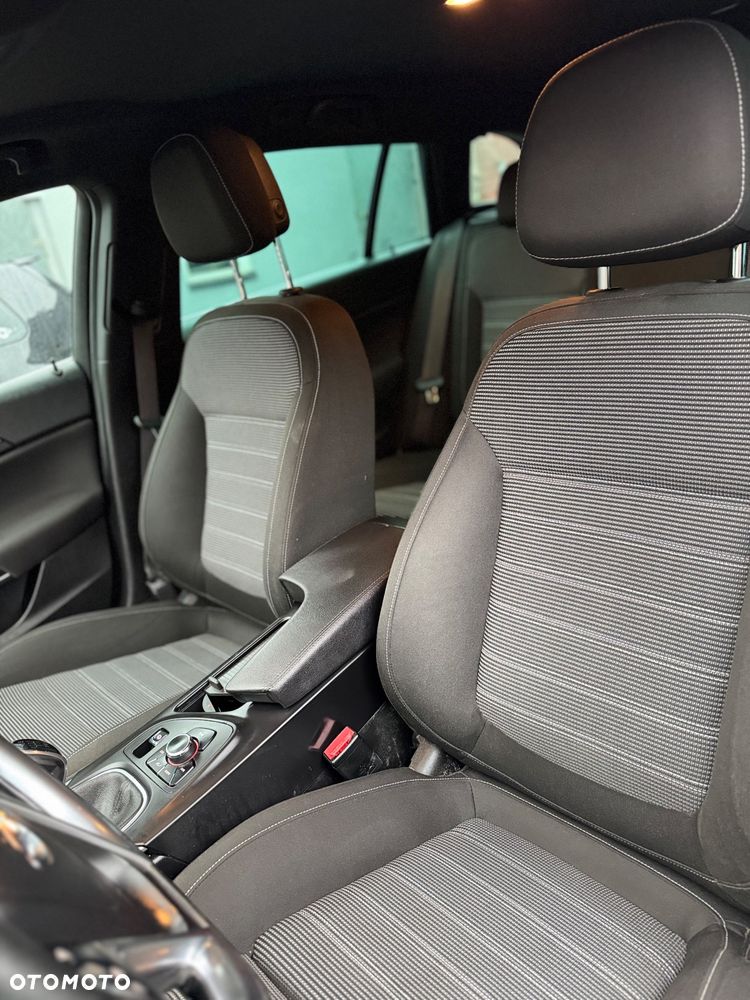 Opel Insignia 2.0 CDTI - 6