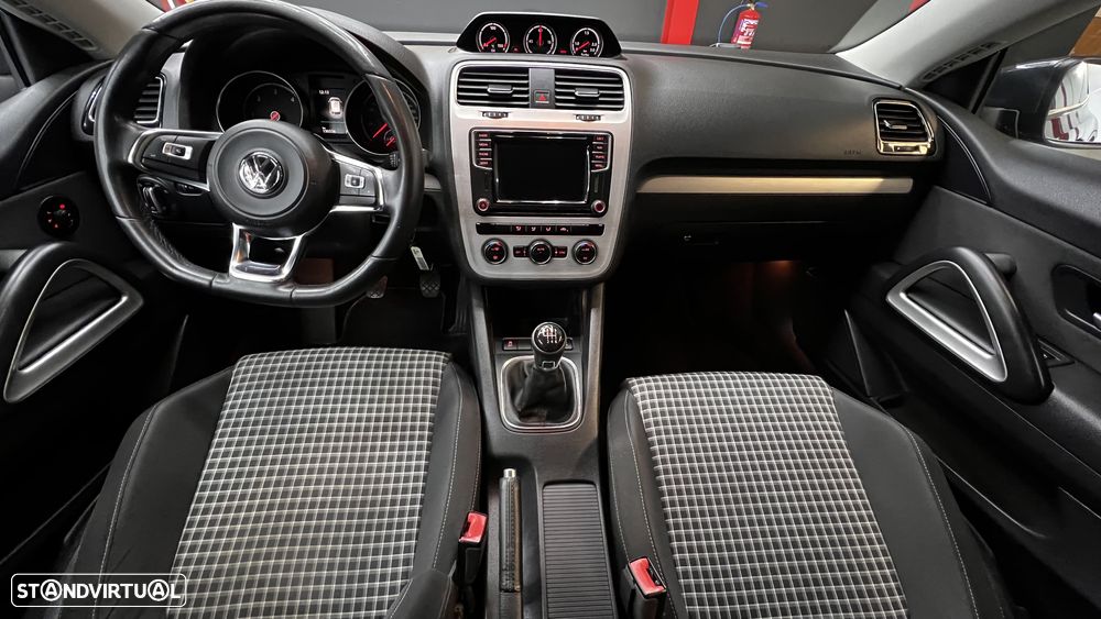 VW Scirocco 2.0 TDI Sport - 30