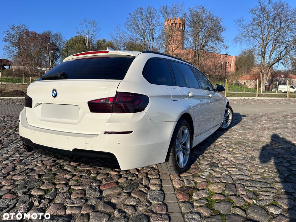 BMW Seria 5 530d xDrive - 7