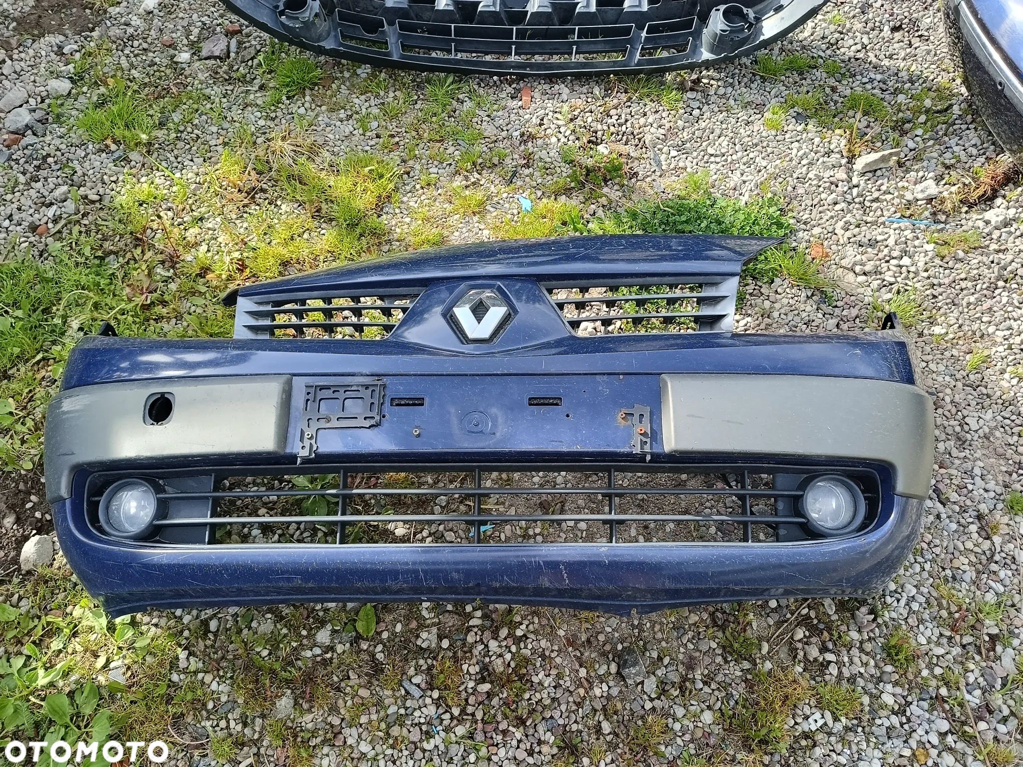PRZEDNI ZDERZAK RENAULT SCENIC II 2 KOMPLETNY - 1