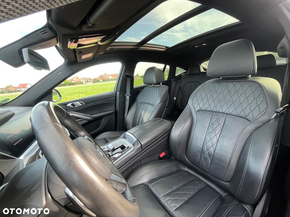 BMW X6 xDrive40i - 10
