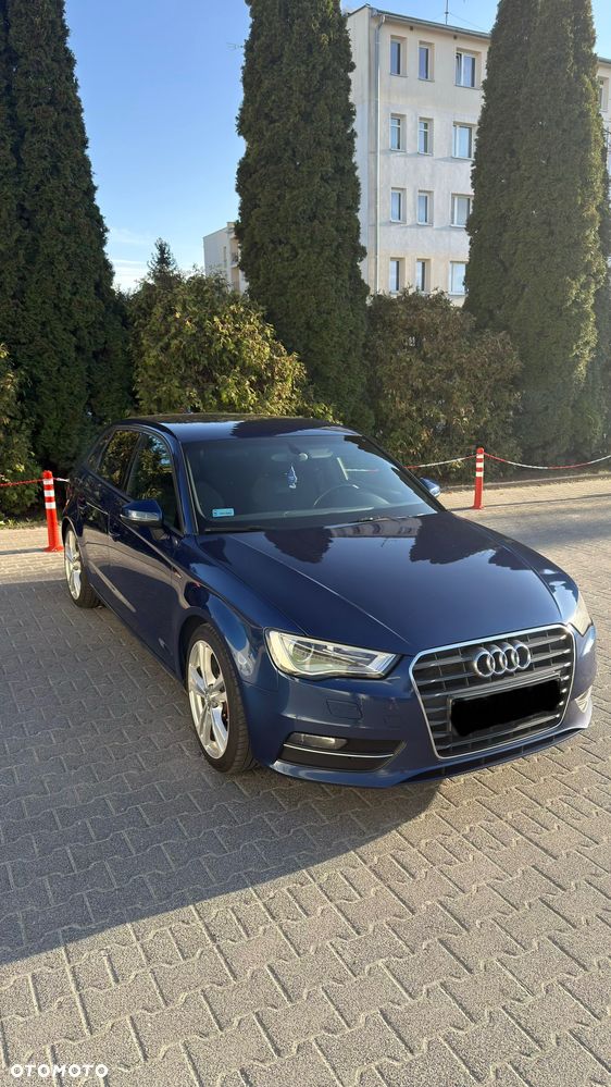 Audi A3 Sportback 2.0 TDI Ambiente - 2