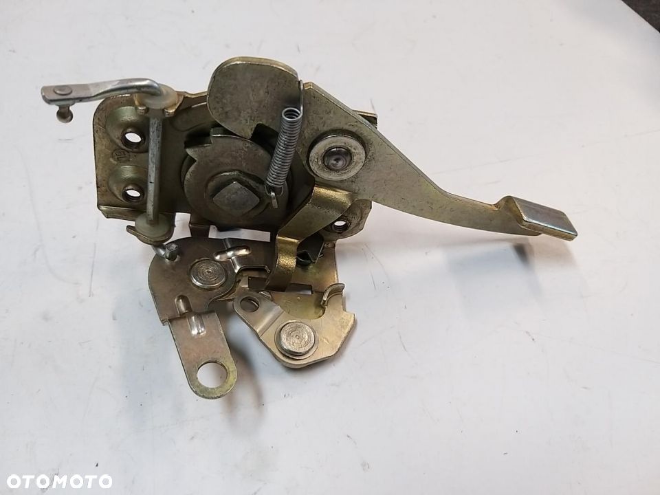 ZAMEK PRAWY PRZÓD FIAT CINQUECENTO - 2