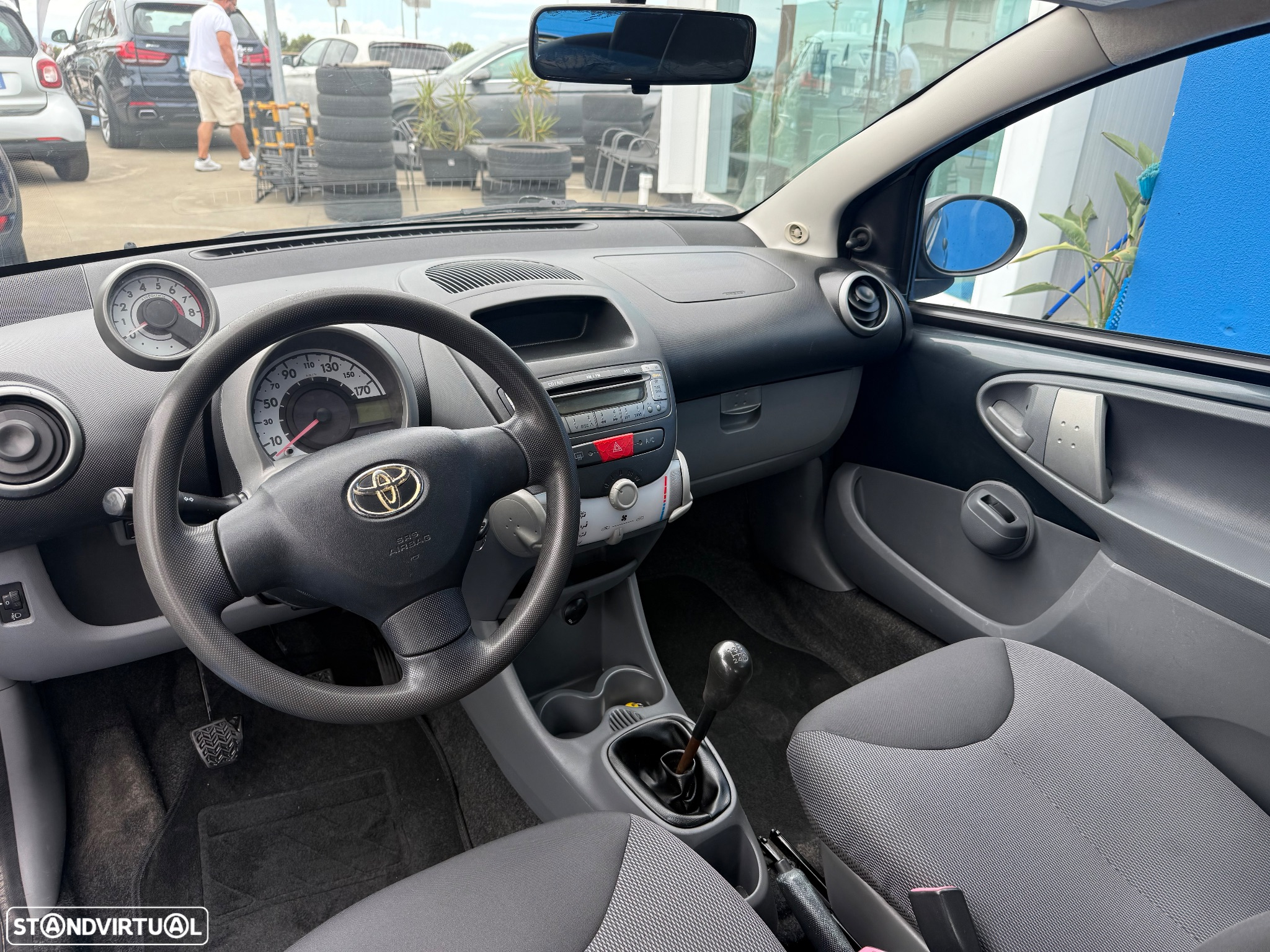 Toyota Aygo 1.0 + AC - 7