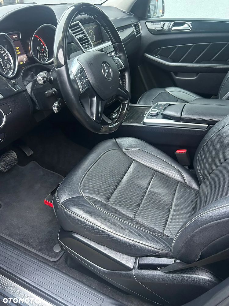 Mercedes-Benz GL - 8