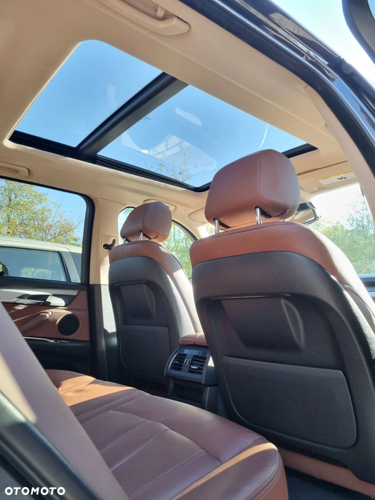 BMW X5 xDrive35i - 13