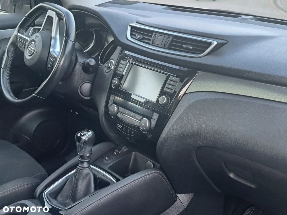 Nissan Qashqai 1.3 DIG-T N-Connecta - 6