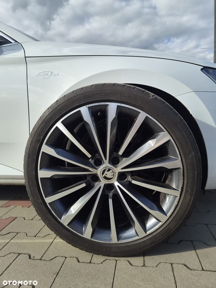 Skoda Superb 2.0 TDI L&K - 27