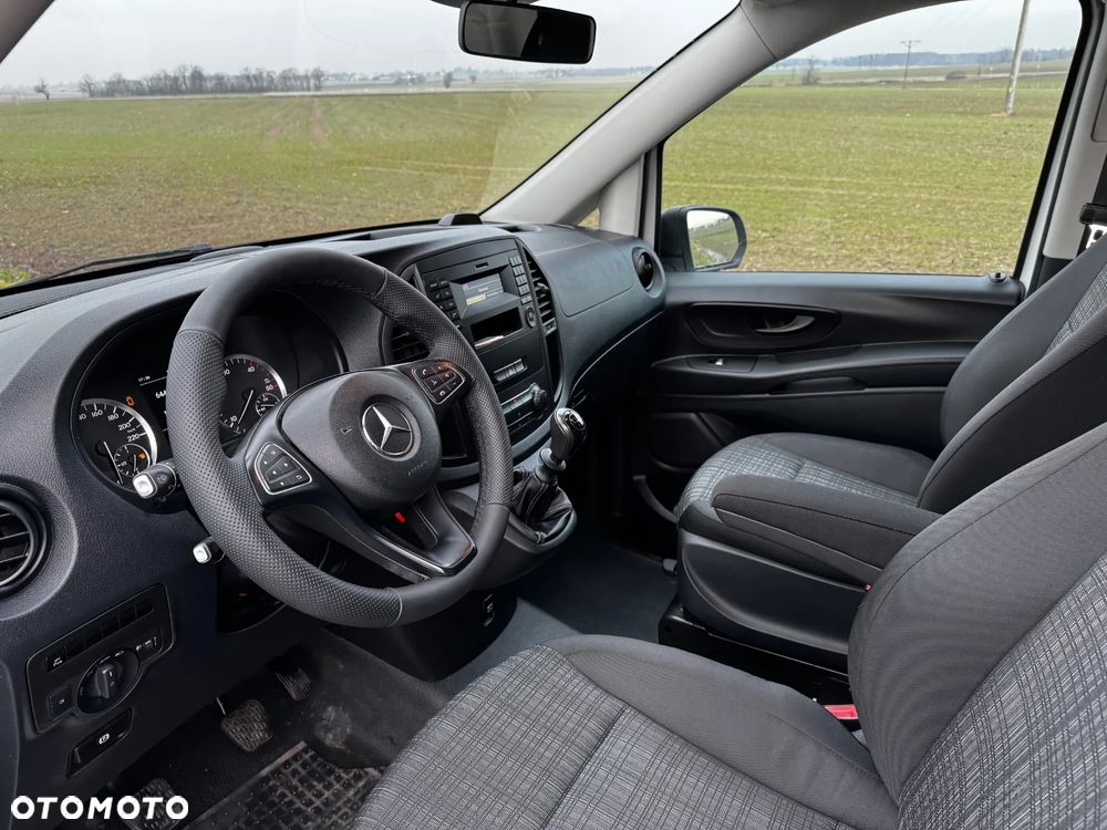 Mercedes-Benz VITO - 22